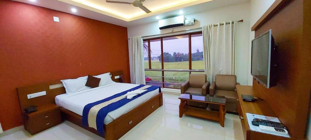 Captains Cabin Backwater Resort Alappuzha Ngoại thất bức ảnh