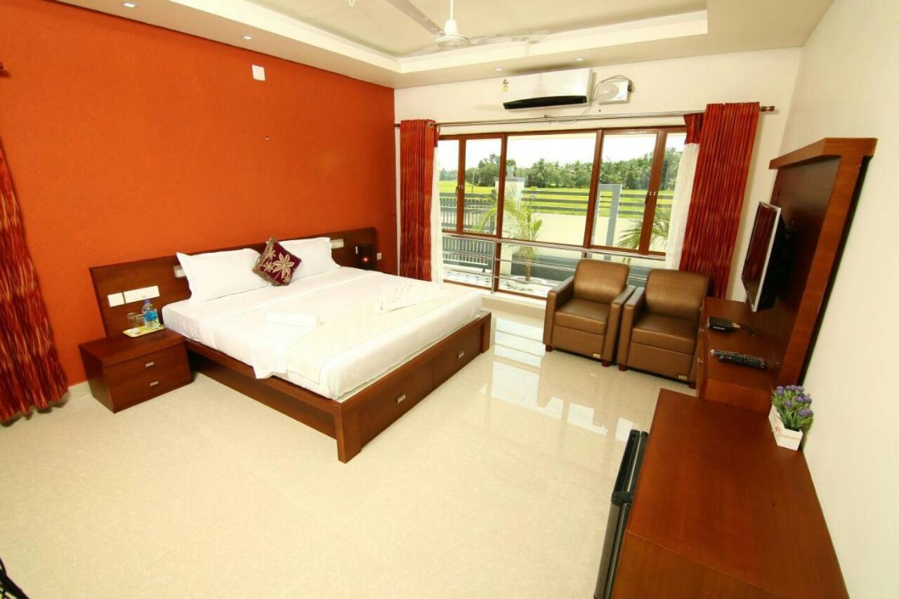 Captains Cabin Backwater Resort Alappuzha Ngoại thất bức ảnh